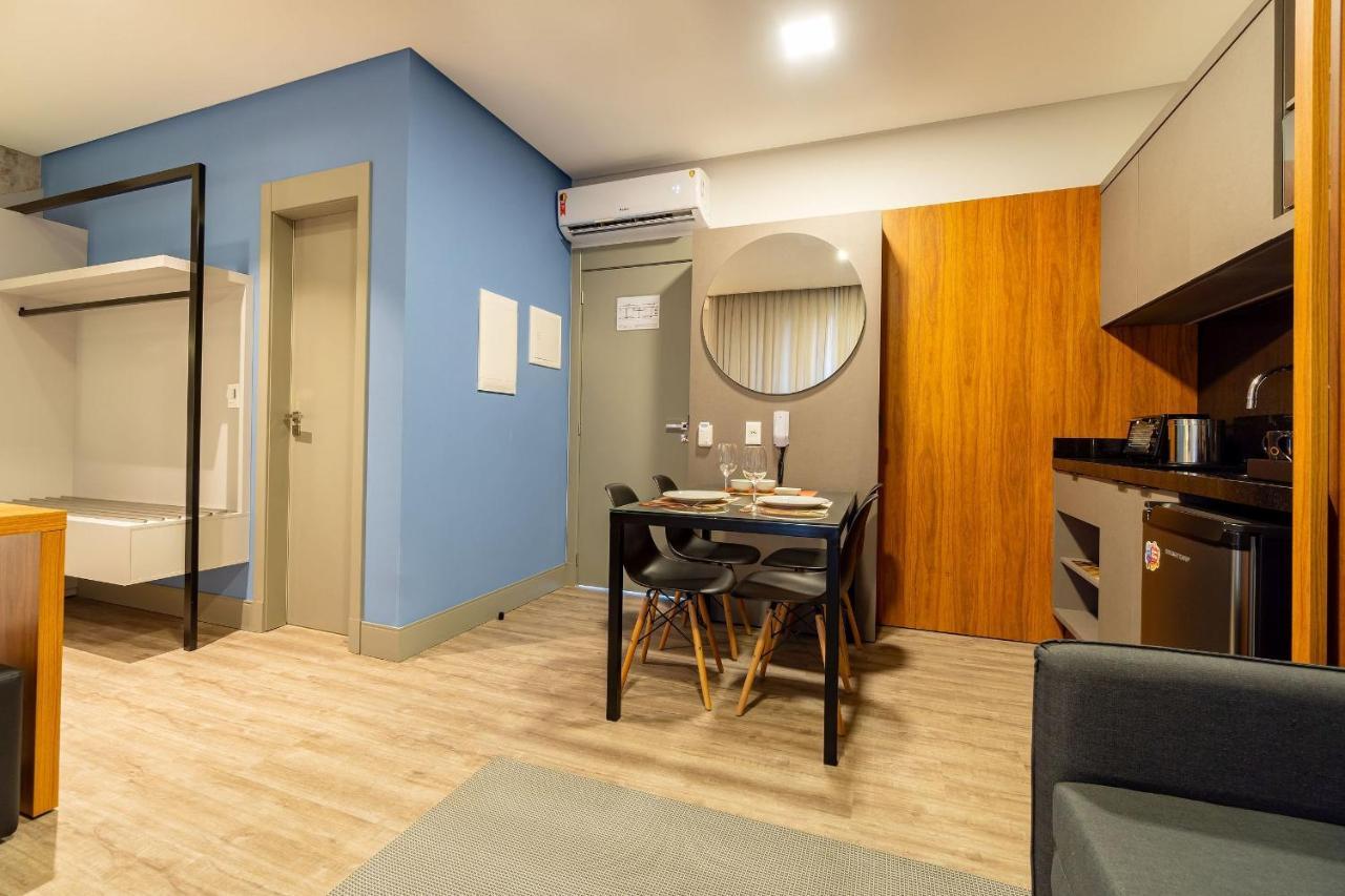 בומבינאס Aion Suites 103 - Compacto E Luxuoso Loft - Rooftop Com Piscina E Academia - A Poucos Passos Da Praia מראה חיצוני תמונה