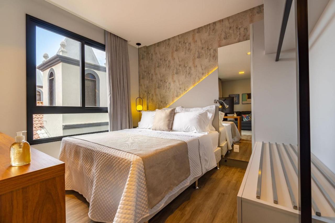 בומבינאס Aion Suites 103 - Compacto E Luxuoso Loft - Rooftop Com Piscina E Academia - A Poucos Passos Da Praia מראה חיצוני תמונה