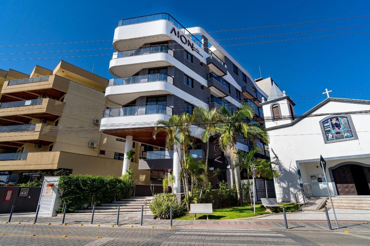 בומבינאס Aion Suites 103 - Compacto E Luxuoso Loft - Rooftop Com Piscina E Academia - A Poucos Passos Da Praia מראה חיצוני תמונה